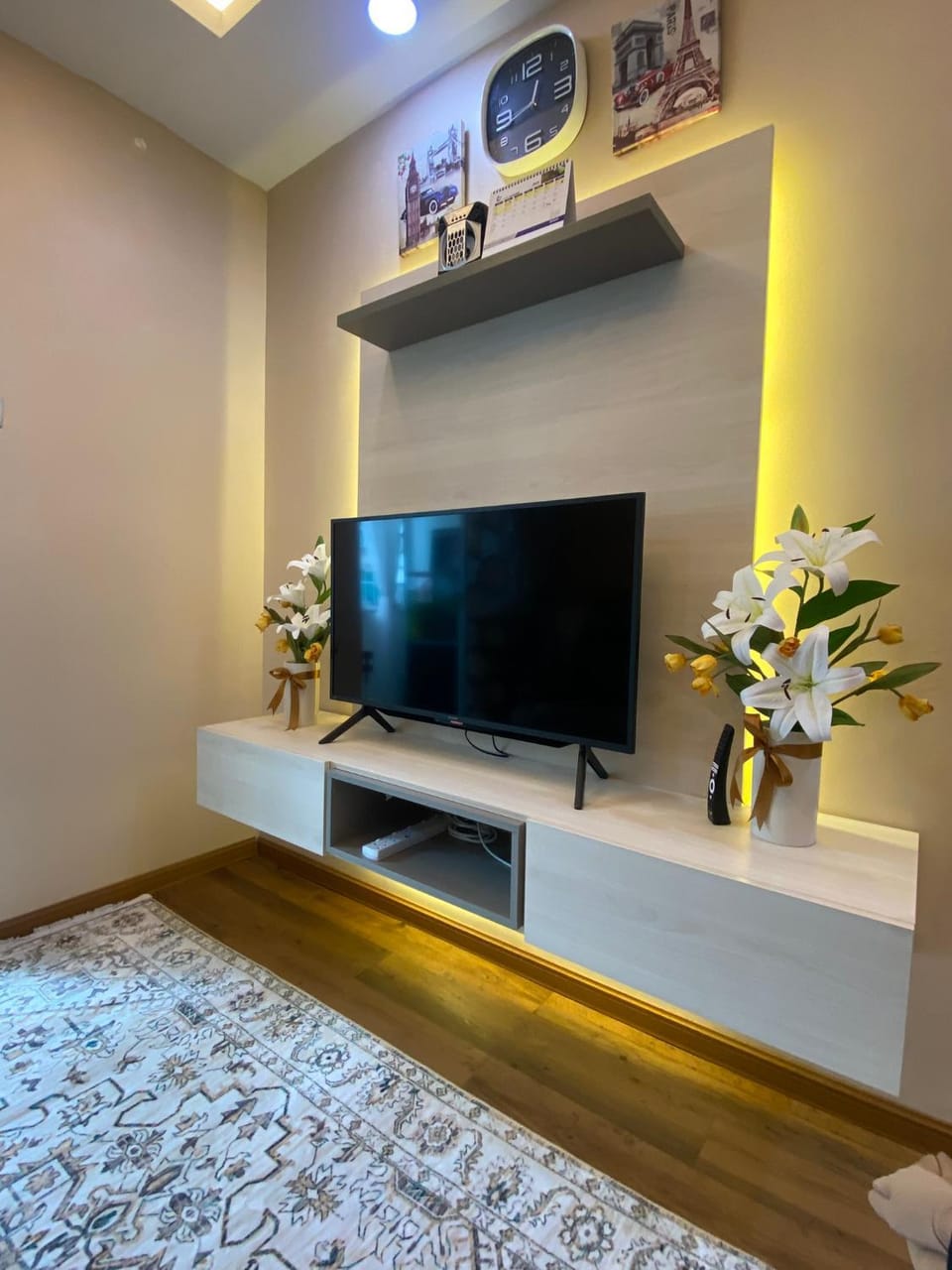 Communal lounge/ TV room, TV and multimedia, Evening entertainment