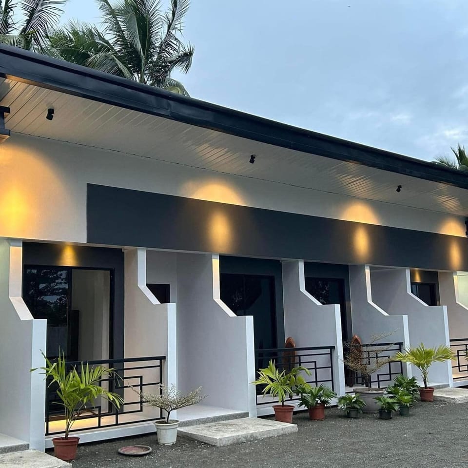 Relaxing Beachfront Getaway in Carrascal, Philippines Nature lodge in Caraga
