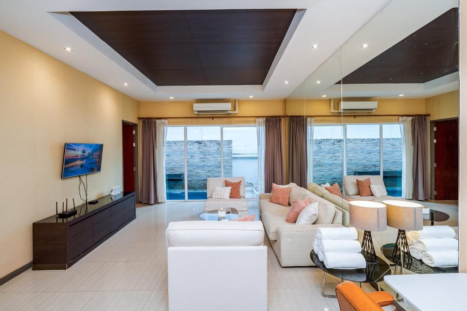 The Ville Jomtien- 3 Bedrooms Deluxe Pool Villa Villa in Pattaya City