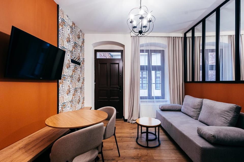 TV and multimedia, Living room, Seating area