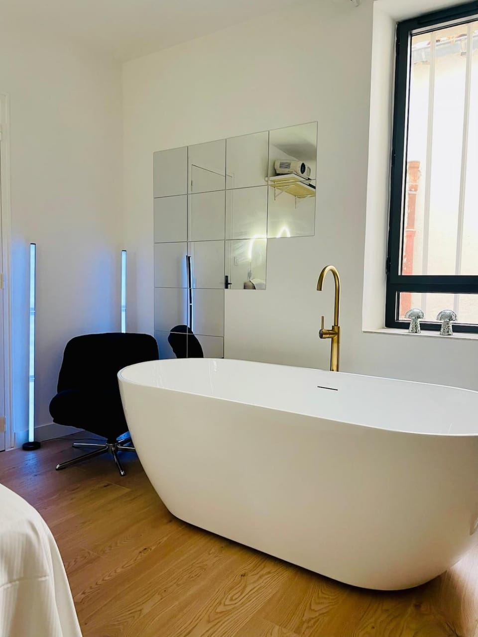 Bathroom, Photo of the whole room, Bath