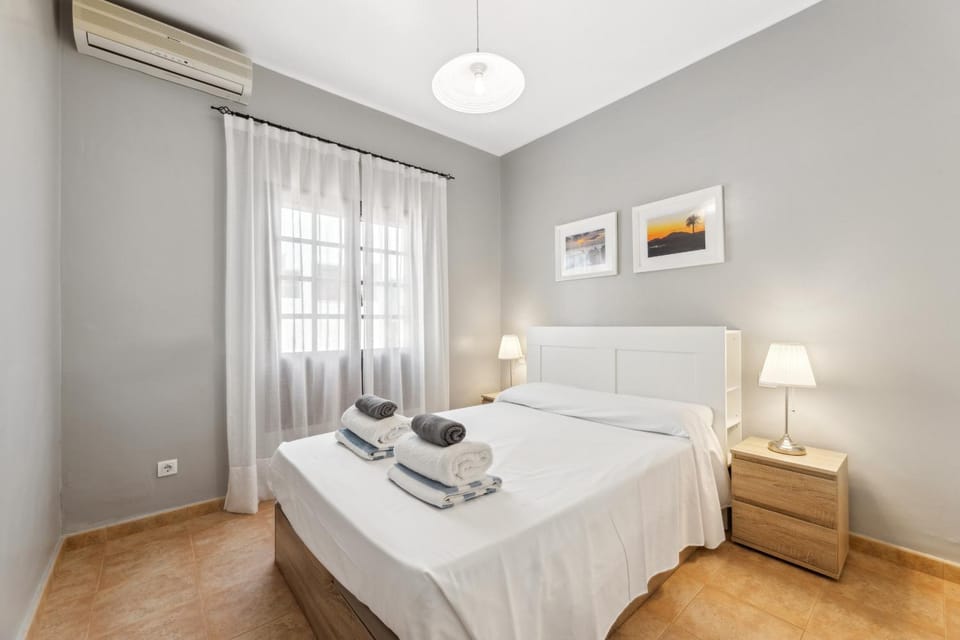 Villa Rosa - VipVipVillas Villa in Arrecife