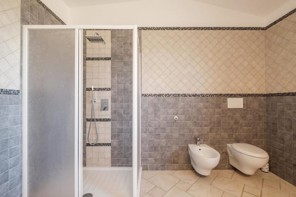 Free Parking - Modern Design in a Green Oasis Apartment in Quartu Sant'Elena