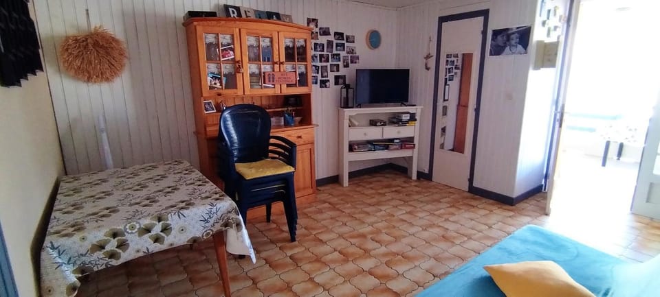Chalet sur pilotis en bord de plage Chalet in Gruissan