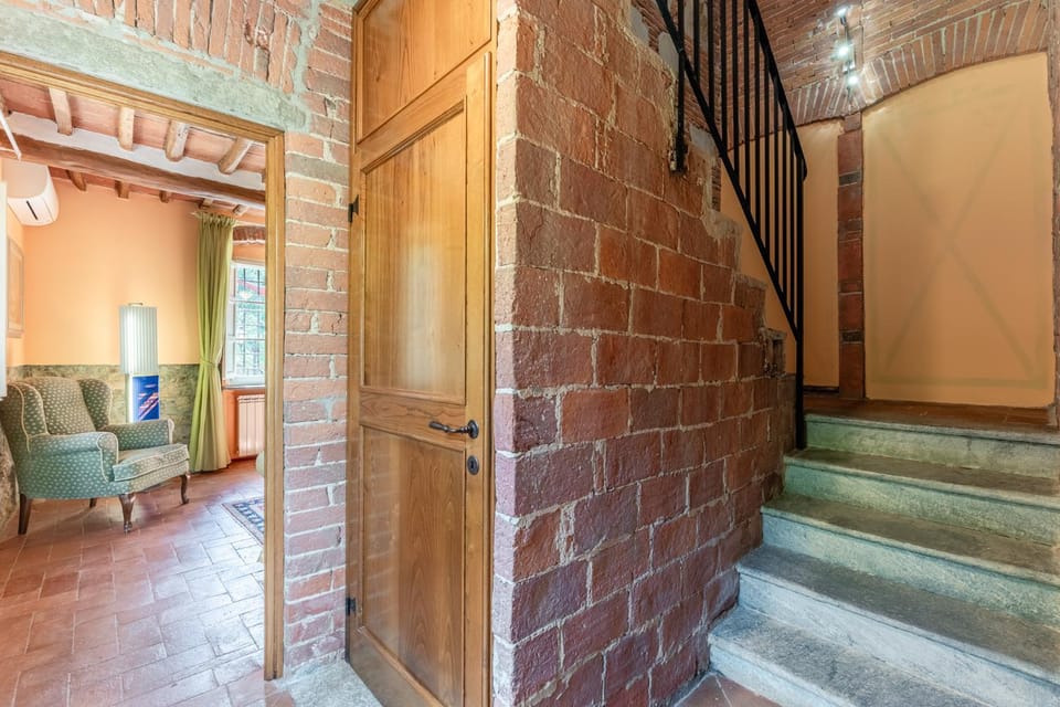 Borghetto Gaddini - Deluxe Apartments - Panoramic view and pool Apartment in Lucca