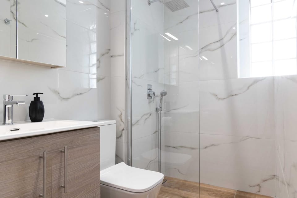 Shower, Toilet, Bathroom
