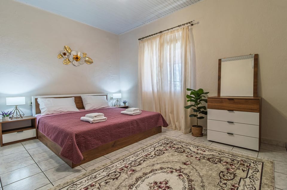 4 seasons home Ofrinio House in Decentralized Administration of Macedonia and Thrace