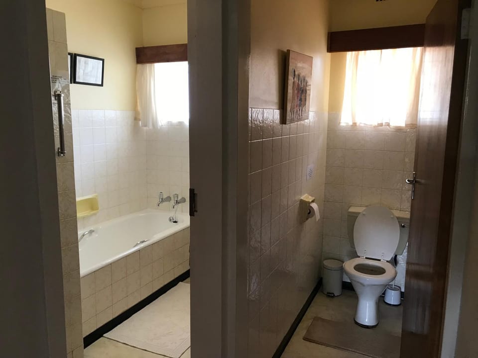 Shower, Toilet, Bathroom, Photo of the whole room