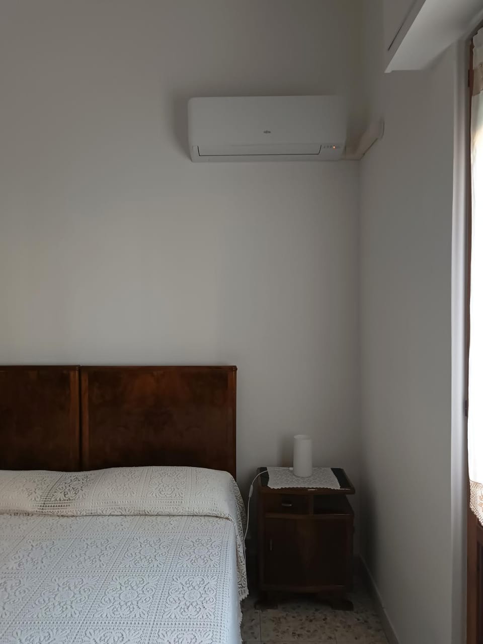 Bed, Balcony/Terrace, Bedroom, wardrobe, air conditioner