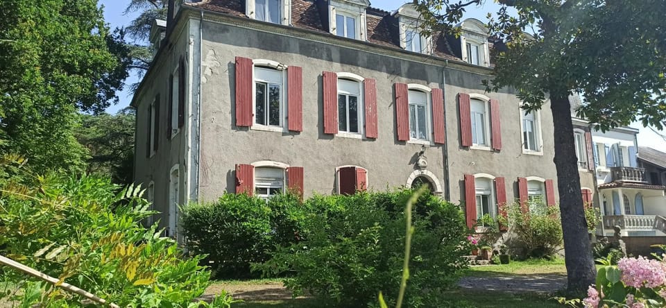 Le Trianon de Salies Bed and Breakfast in French Basque Country