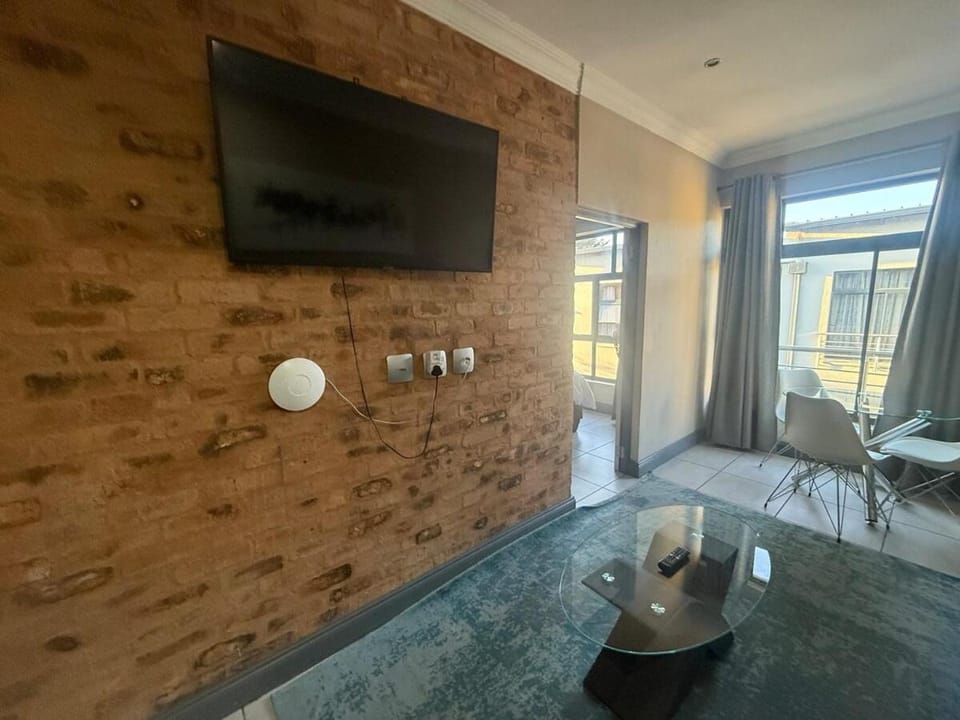 Junction 502, Menlo Park Apartment in Pretoria