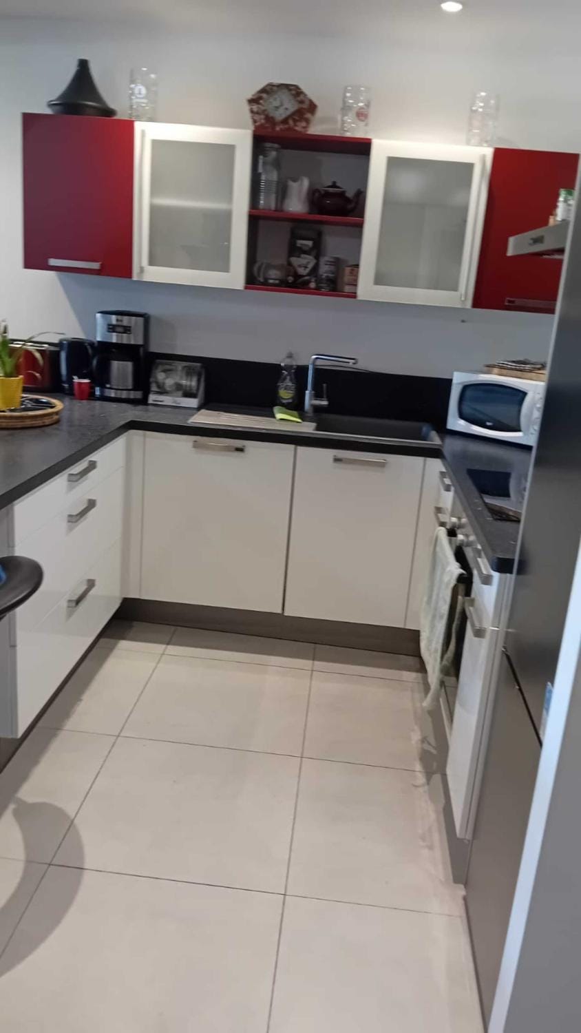 Kitchen or kitchenette, Living room