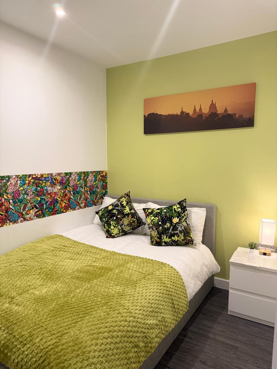 Oasis Urban retreat- Regent Street Apartment in Borough of Barnsley