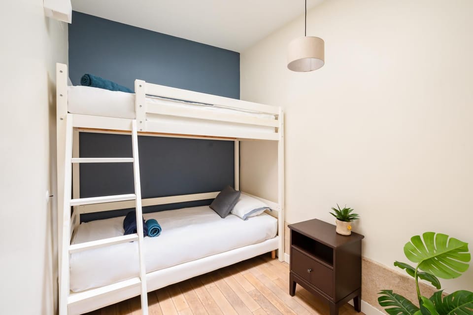 Elegant Flat - 6 Guests - Saint Germain des Prés Apartment in Paris