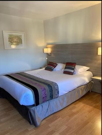 Hôtel de la Poste Restaurant Benjamin Linard Hotel in Bourgogne-Franche-Comté