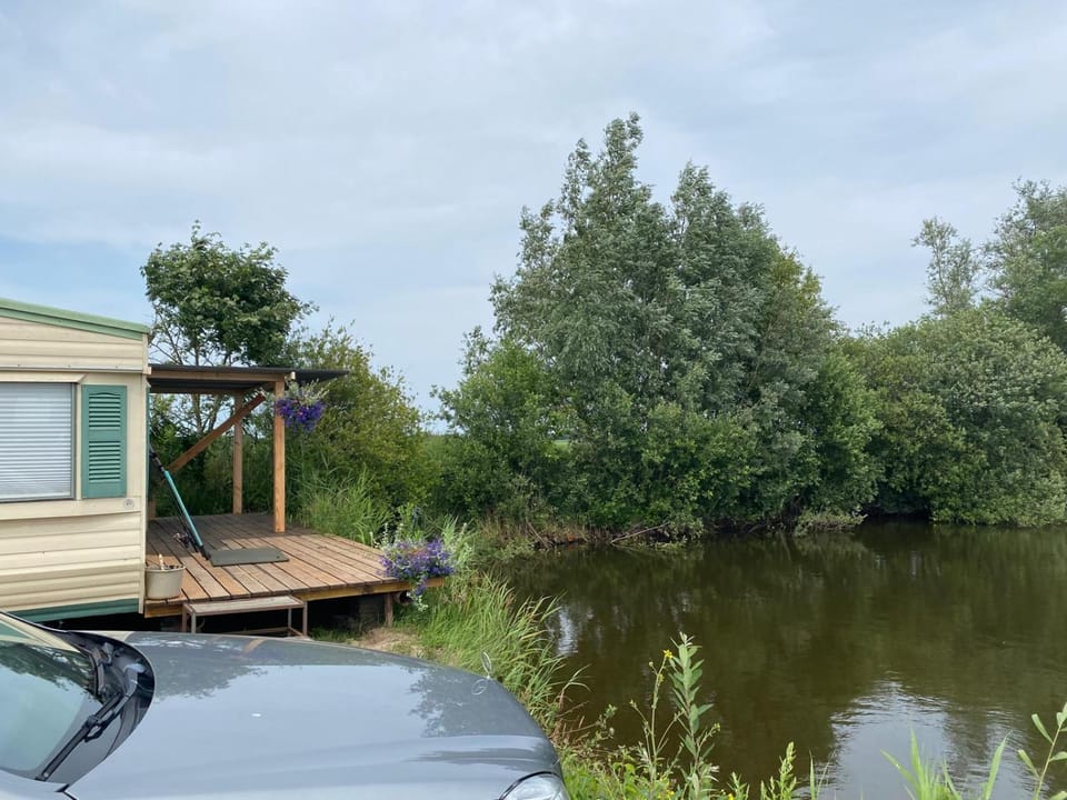 Forelwereld camping Luttelgeest aan zee vlak bij Giethoorn ,Lemmer ,Urk Apartment in Flevoland, Netherlands