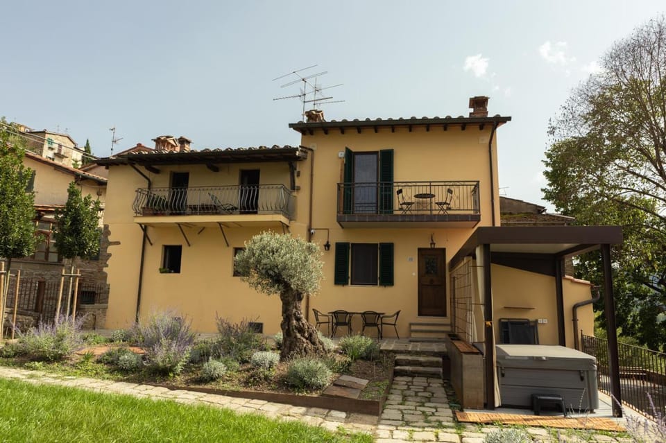 Property building, Garden, Garden view
