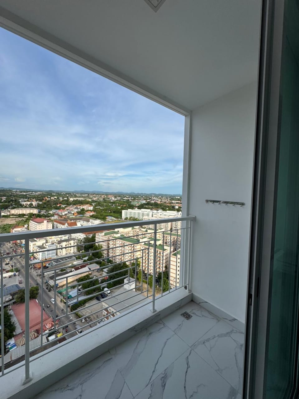 View (from property/room), Balcony/Terrace, City view