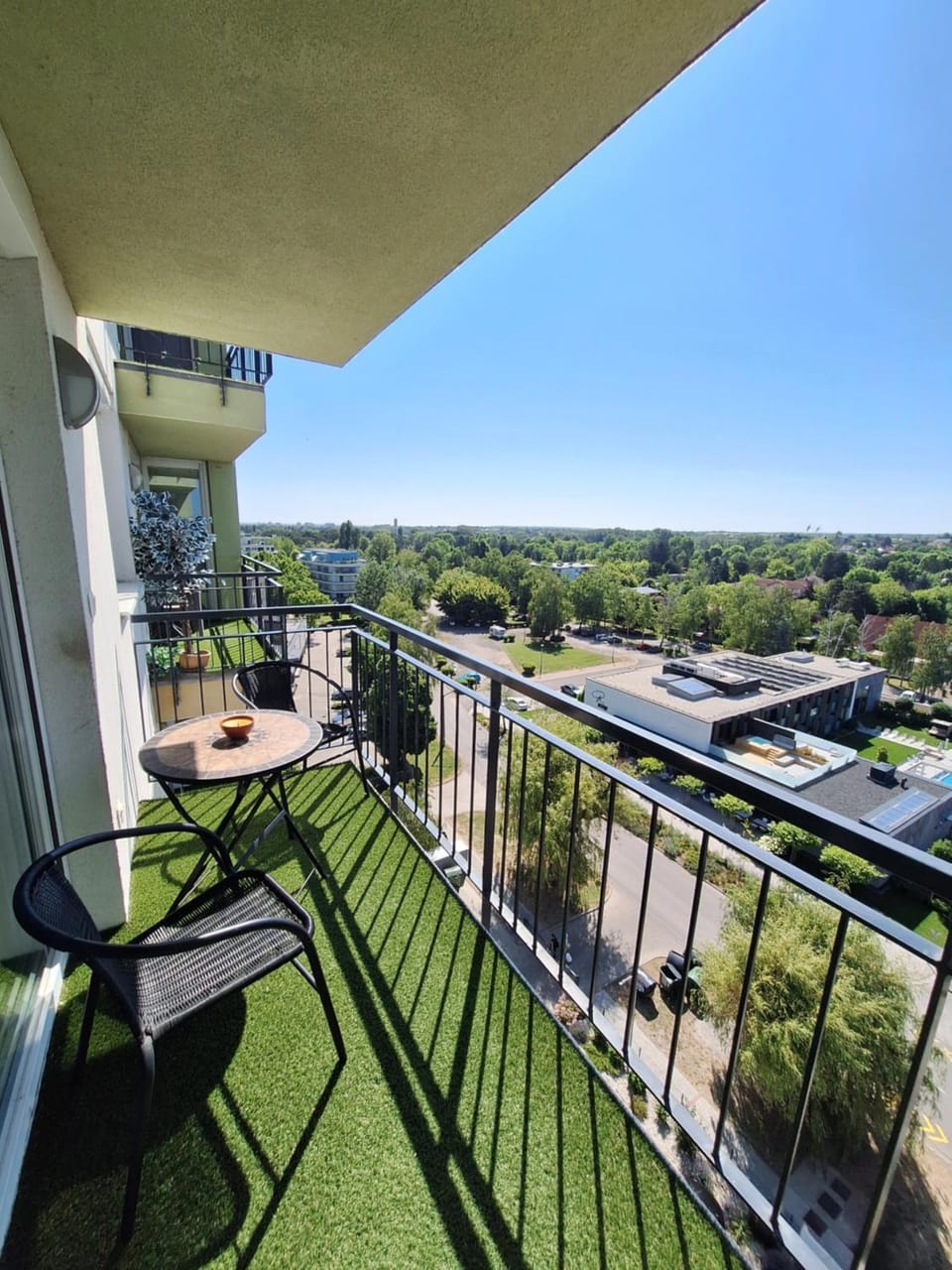 Property building, View (from property/room), Balcony/Terrace