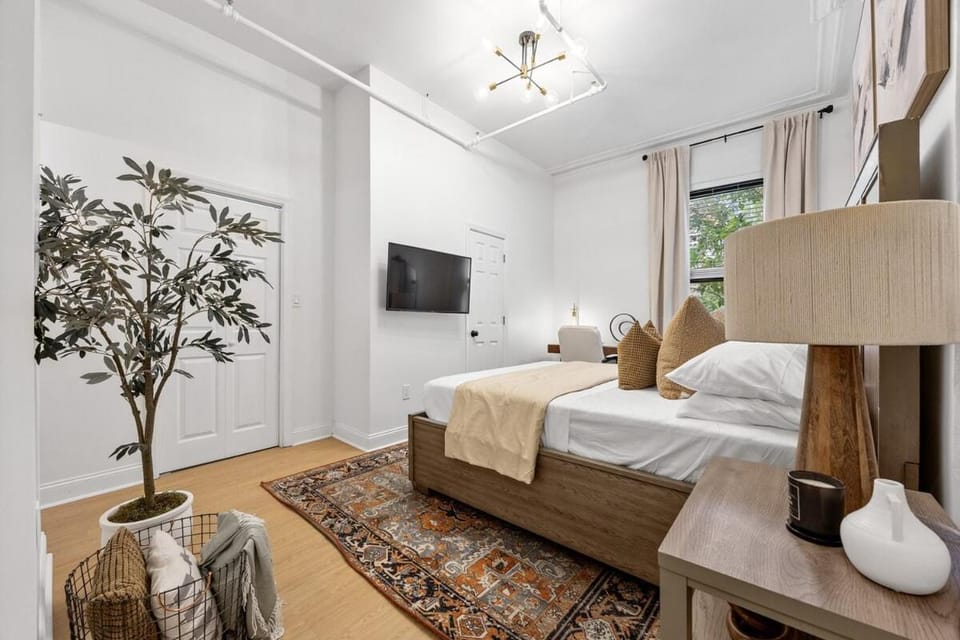 Bed, Bedroom