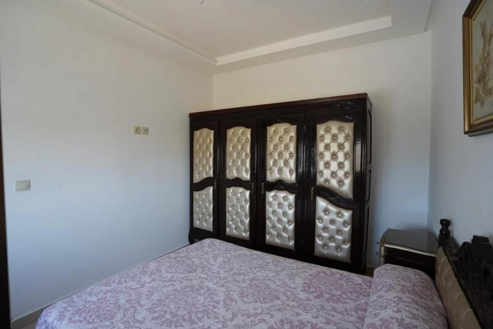256 apartment in Martil Modern 2 bedroom day rental two-bedroom apartment in Martil's central district Apartment in Tangier-Tétouan-Al Hoceima