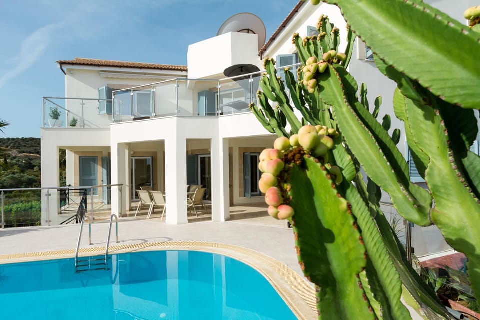 BBQ facilities, Garden, Balcony/Terrace, Swimming pool