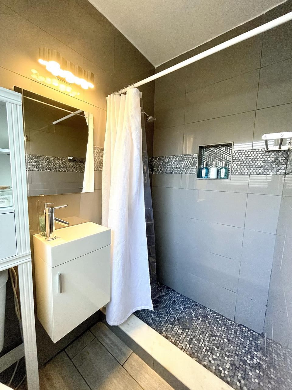 Shower, Bathroom