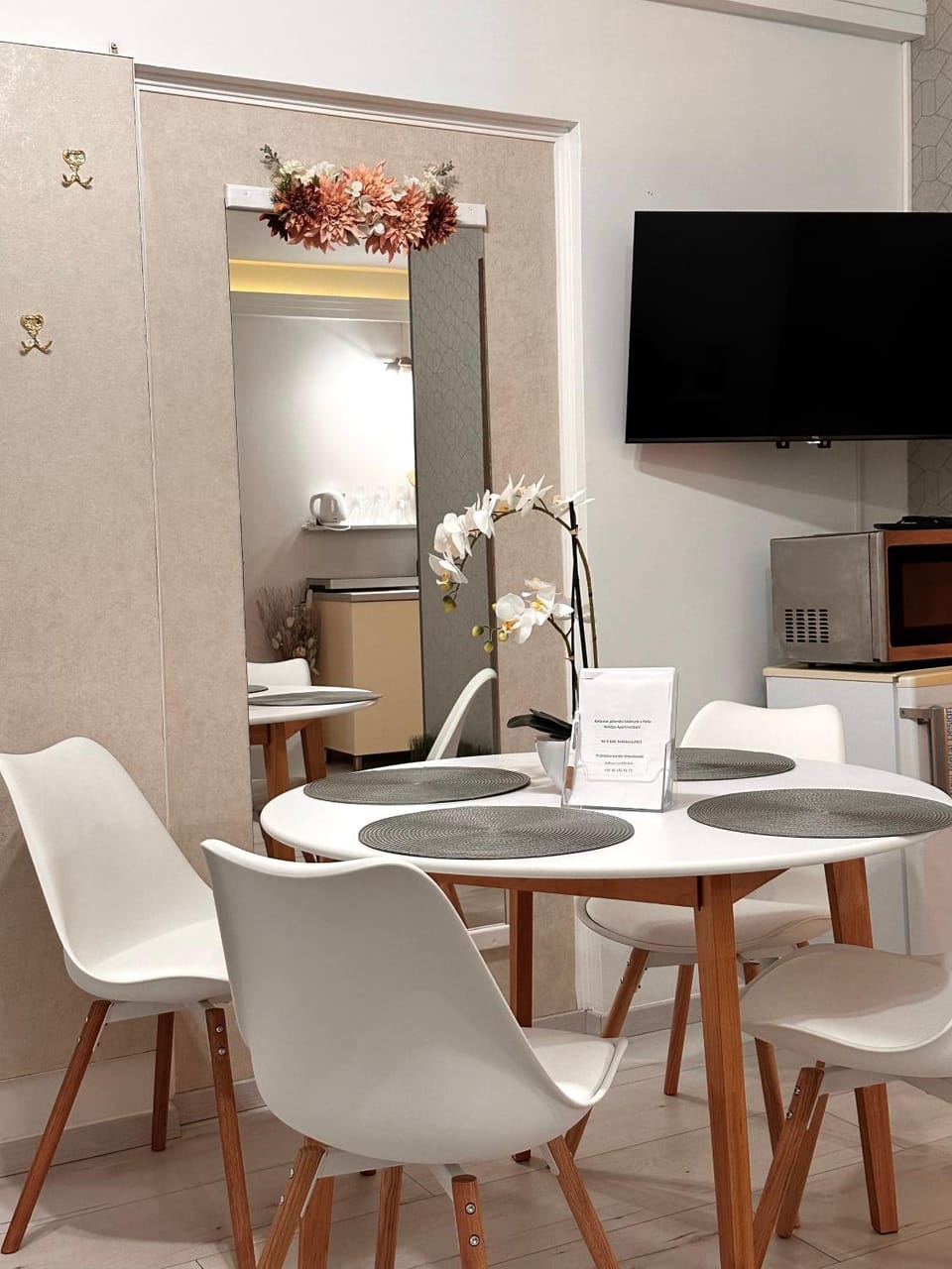 Hello Holiday Apartman Apartment in Hungary
