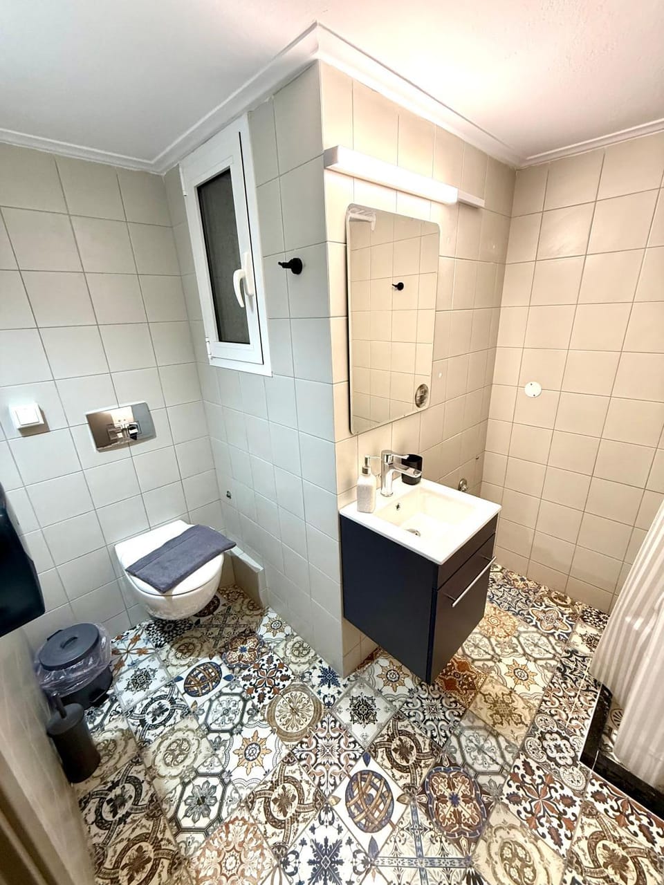 Toilet, Bathroom
