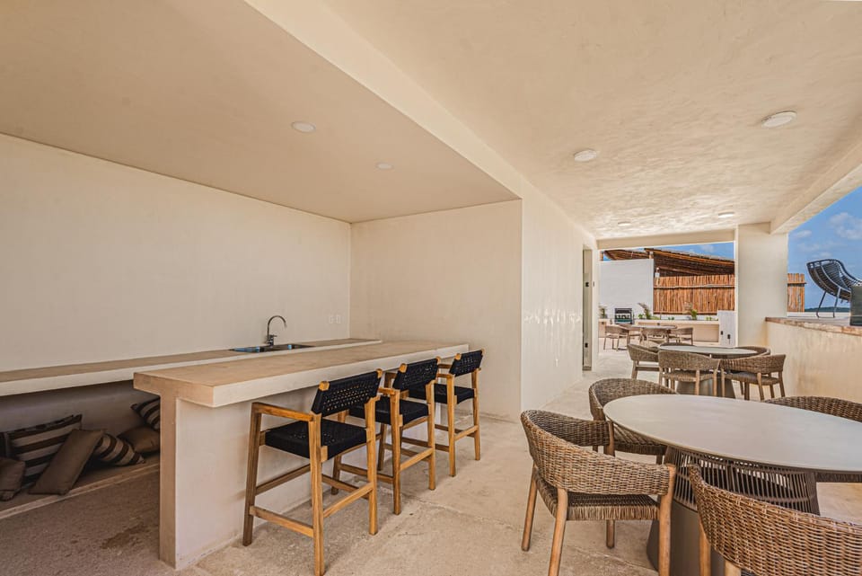 2 BR Bliss Stunning Rooftop Gym Osmosis Desk Apartment in State of Quintana Roo