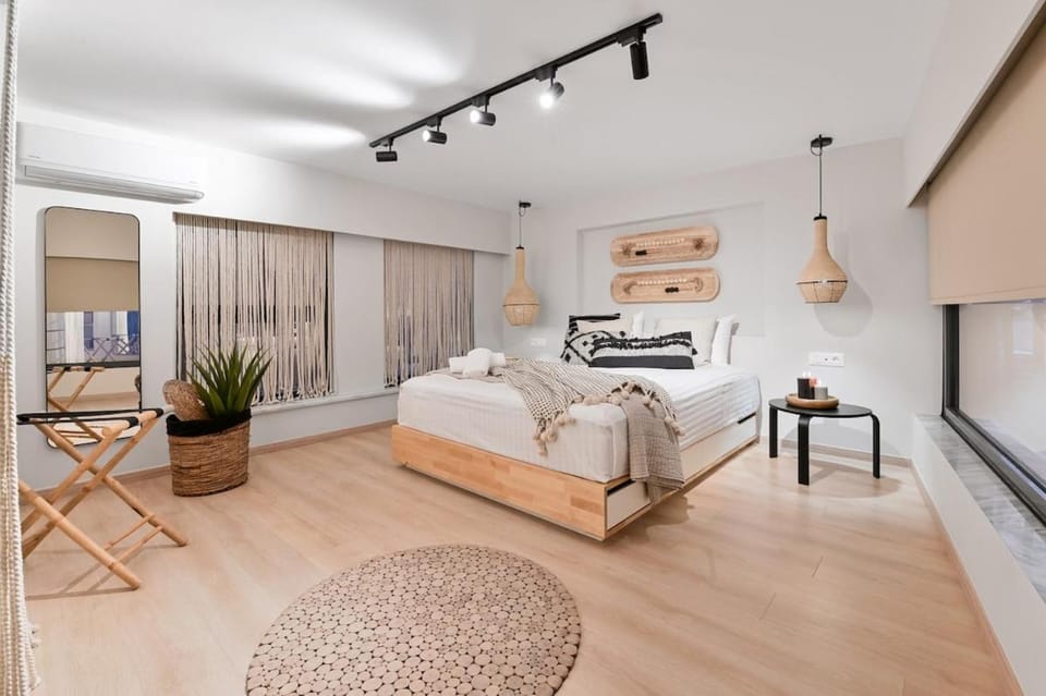 Gaia suite, downtown Preveza Apartment in Peloponnese, Western Greece and the Ionian
