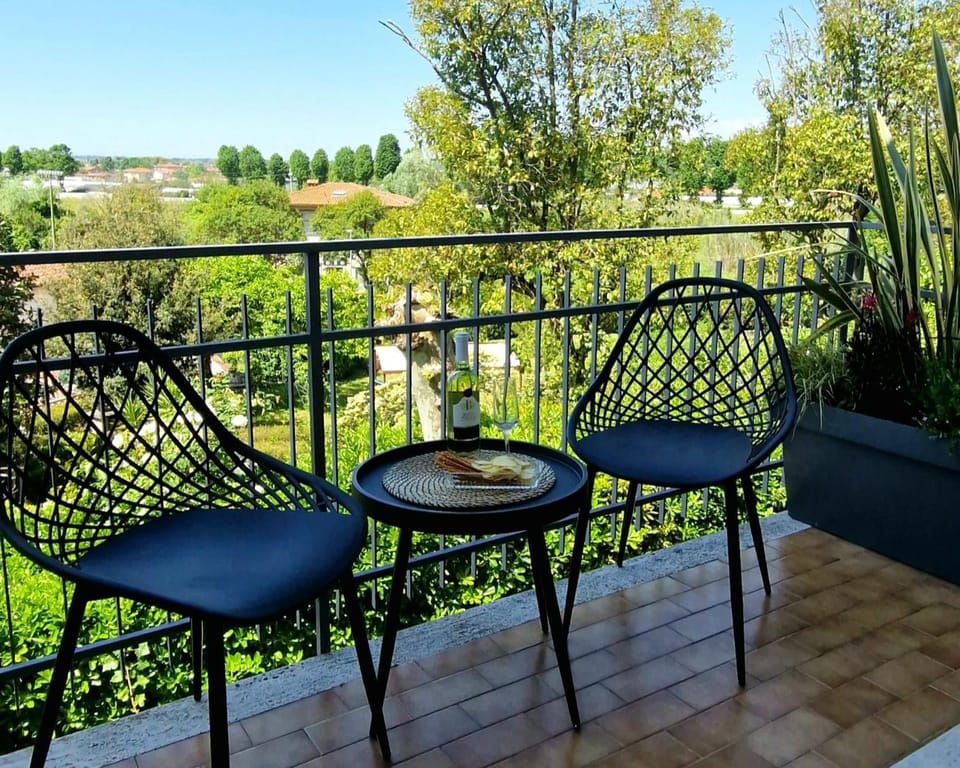 Spring, Day, Balcony/Terrace, Balcony/Terrace