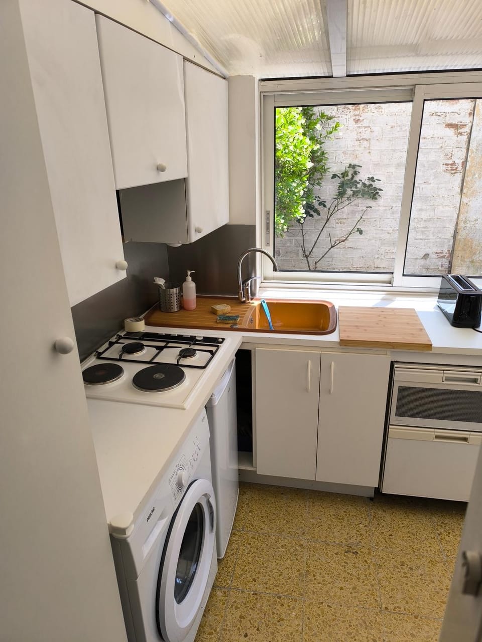 Kitchen or kitchenette