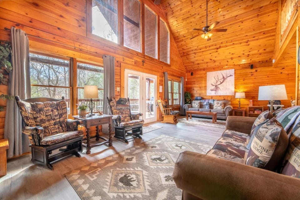 A Perfect Stay By Avada Properties House in Pigeon Forge