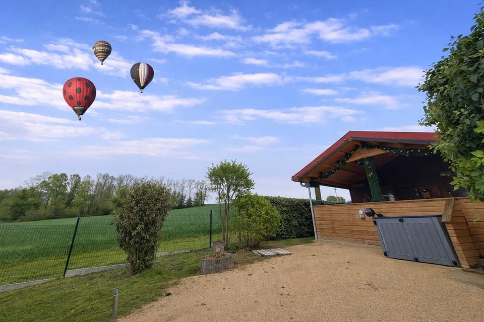 Chalet Nature et Détente près d'Amboise au cœur des Châteaux de la Loire Chalet in Centre-Val de Loire