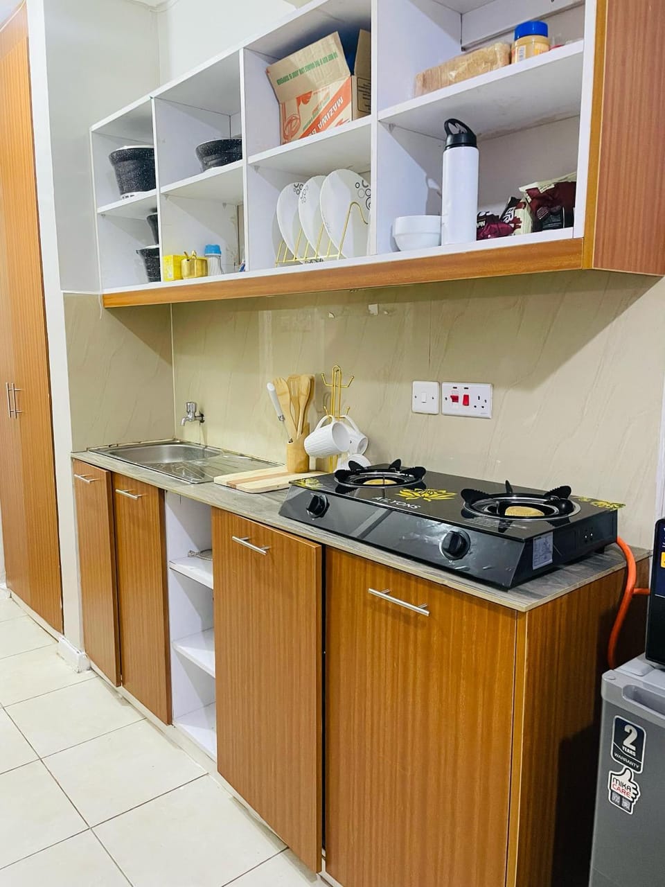 Kitchen or kitchenette, stove