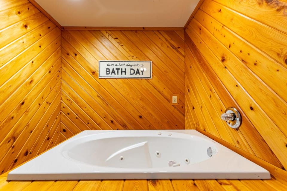 Gatlinburg Mansion By Avada Properties House in Gatlinburg