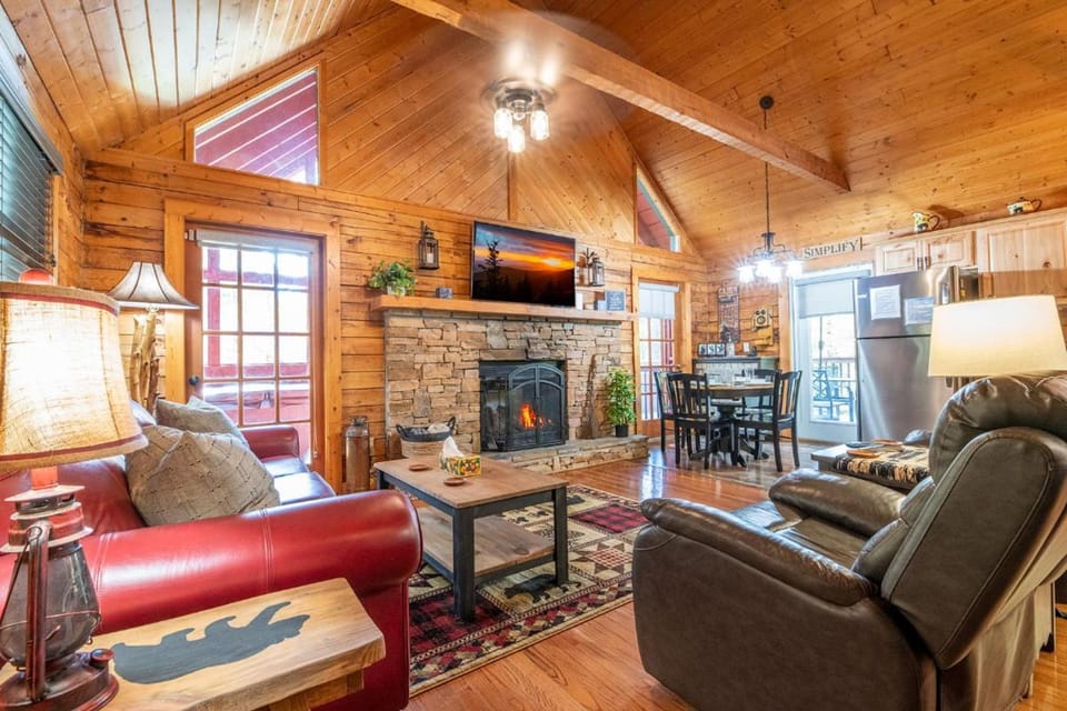 Lasting Memories By Avada Properties House in Pigeon Forge