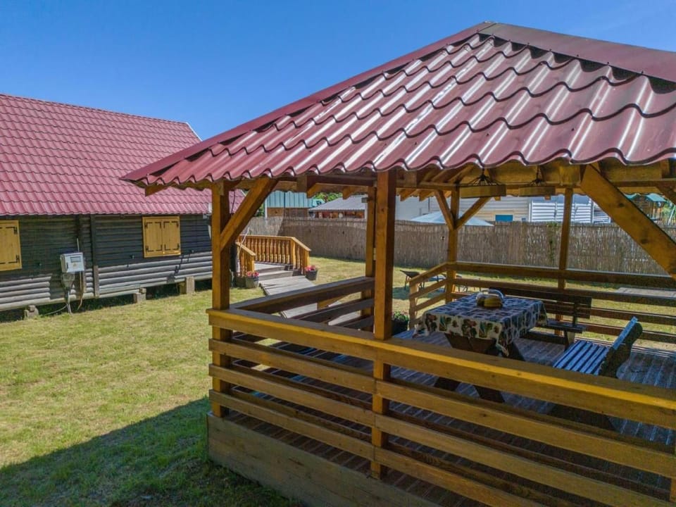 Bojana oaza uz rijeku - vikendica House in Ulcinj Municipality