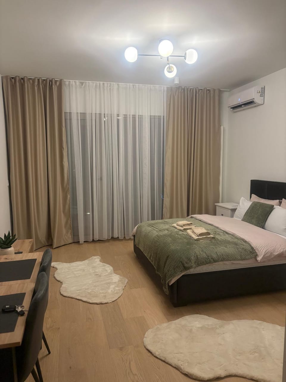 BW Queen Apartman 412-whit free garage parking Apartment in Belgrade