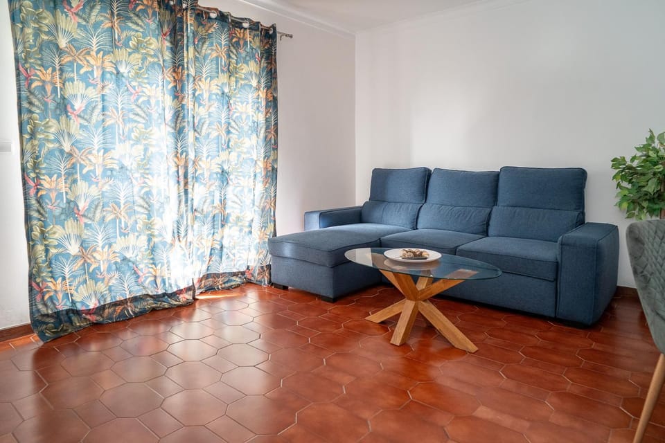 DolcePlace - Apartment near the Beach with Balcony & Sea View Apartment in Sesimbra