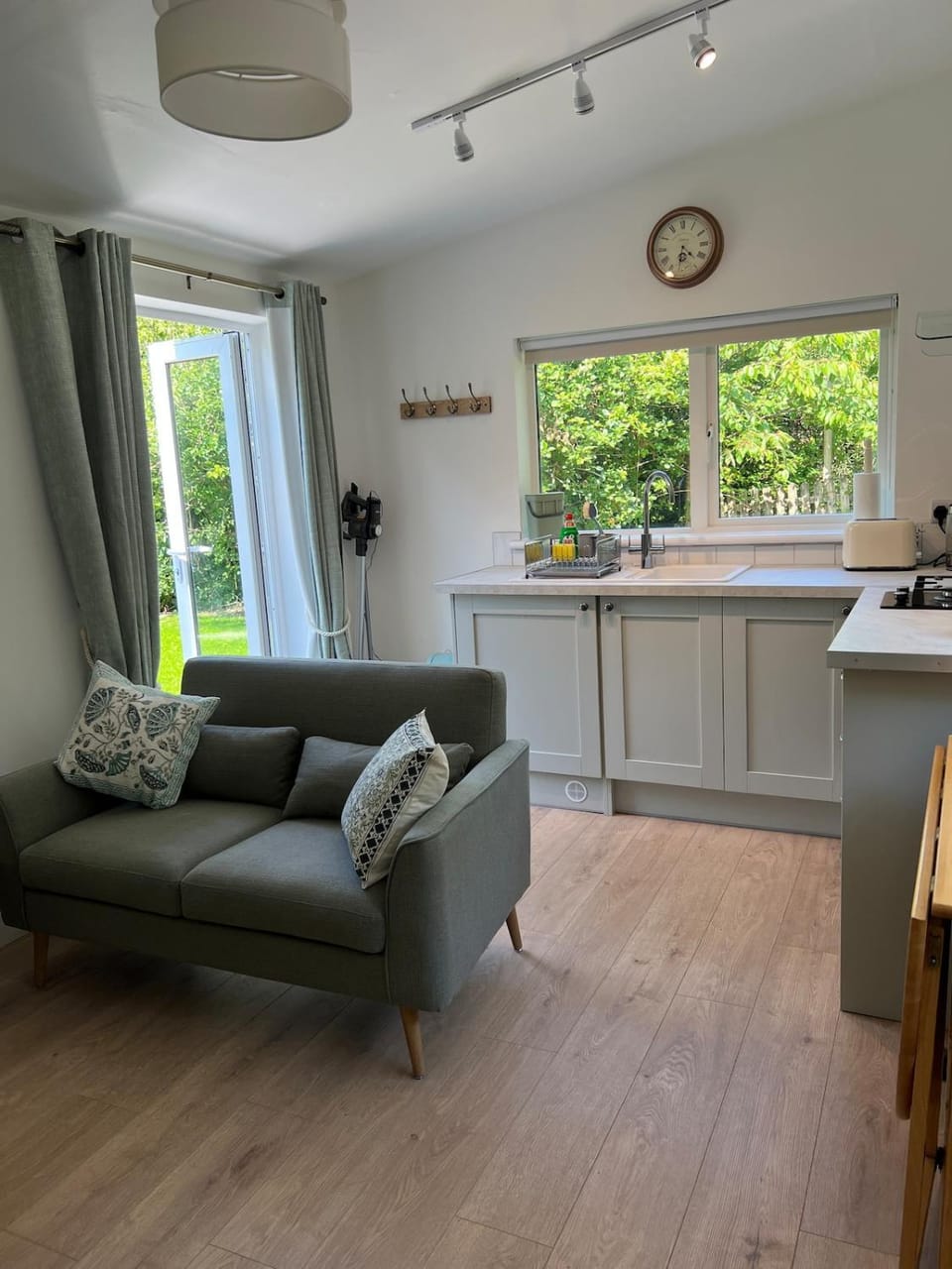 Kitchen or kitchenette, Living room, Dining area