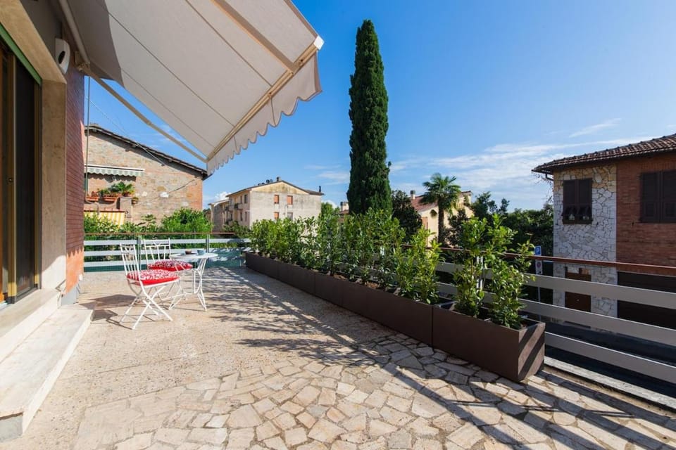 Property building, Balcony/Terrace, Breakfast
