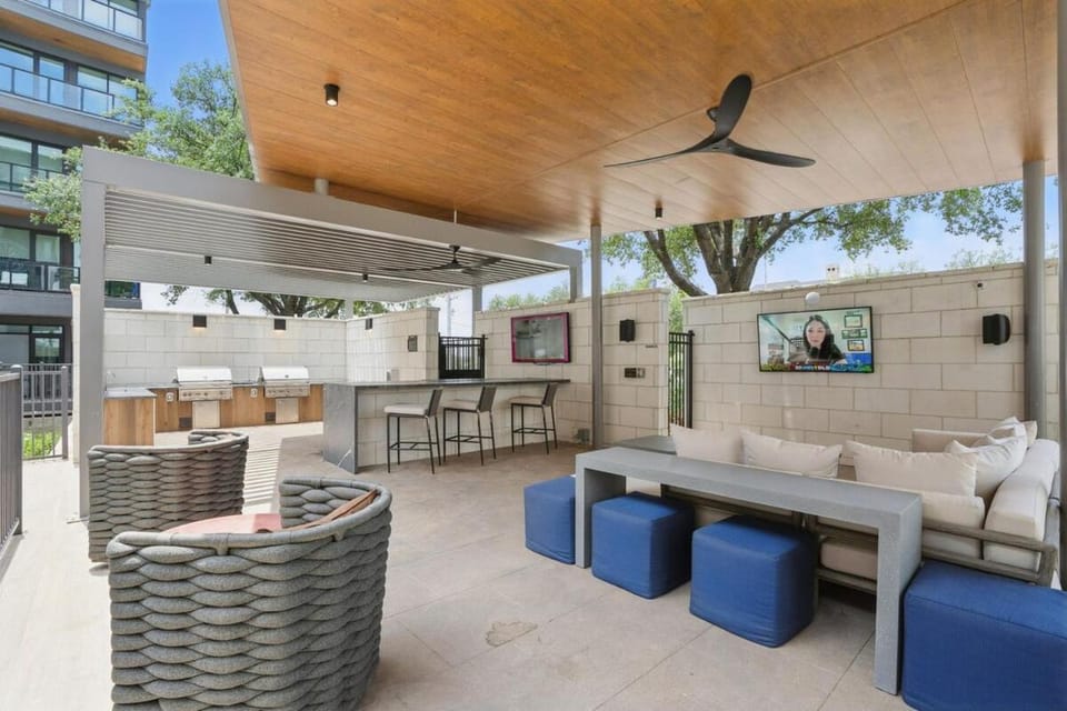 6min to Domain,12min DT Studio with Pool and Free Parking Apartment in Austin