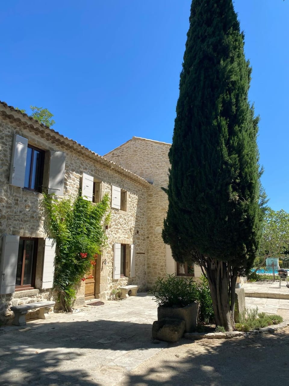 Property building, Day, Garden, Garden view