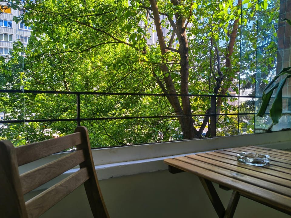 Patio, Spring, Day, View (from property/room), Balcony/Terrace, Dining area, Garden view