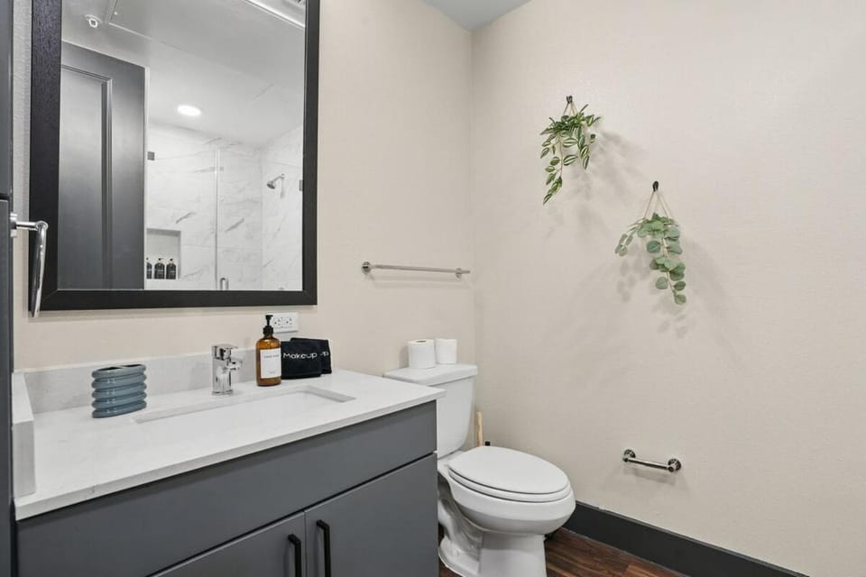 12min DT,6min Domain,Studio with Pool plus Free Parking Apartment in Austin