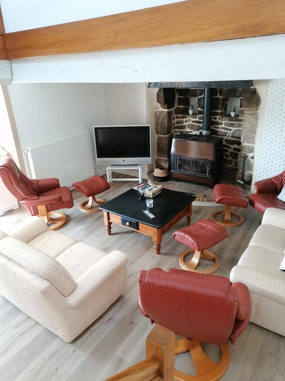 Communal lounge/ TV room