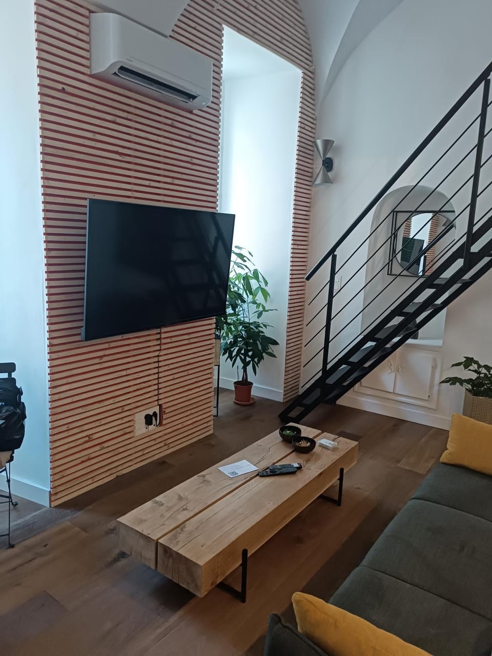 TV and multimedia, Living room