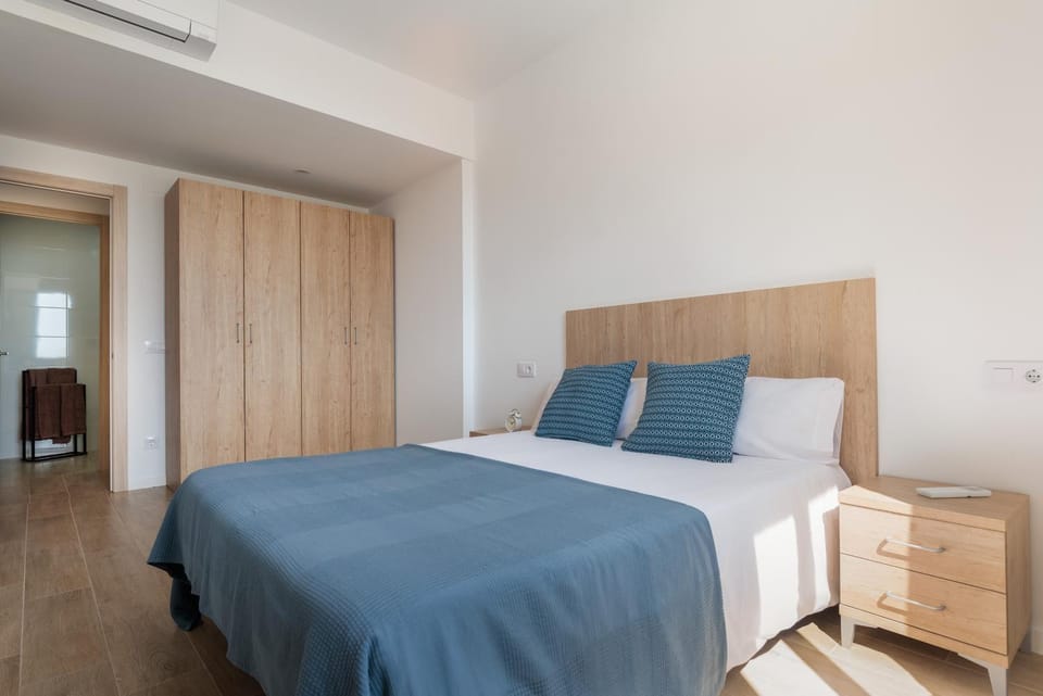 Bed, Bedroom, wardrobe